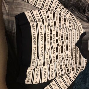 Tommy Hilfiger Medium Sized Sweater